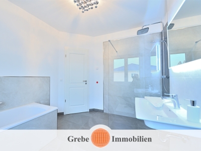 Ausstattung im Tageslichtbad nach Ihren Wünschen!